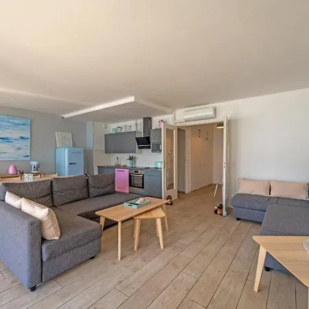 Le Vallauris Apartment